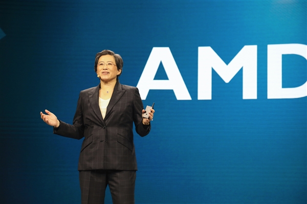 AMD全面押注硅光子技术，MI500构筑2nm之后CDNA6计算平台
> AMD MI500系列彻底押注硅光子技术
> AMD MI500全面押注硅光子
> AMD MI500系列全面押注硅光子技术