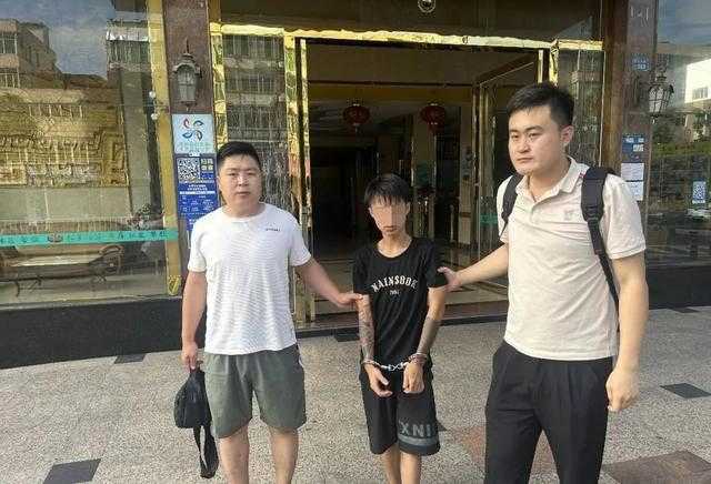 加强防范：脸被AI换，小伙只接了一通视频电话30万元被骗走！