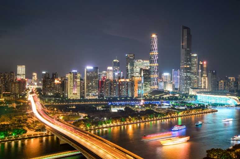 广东省发布《关于加快建设通用人工智能产业创新引领地的实施意见》算力规模实现全国第一、全球领先