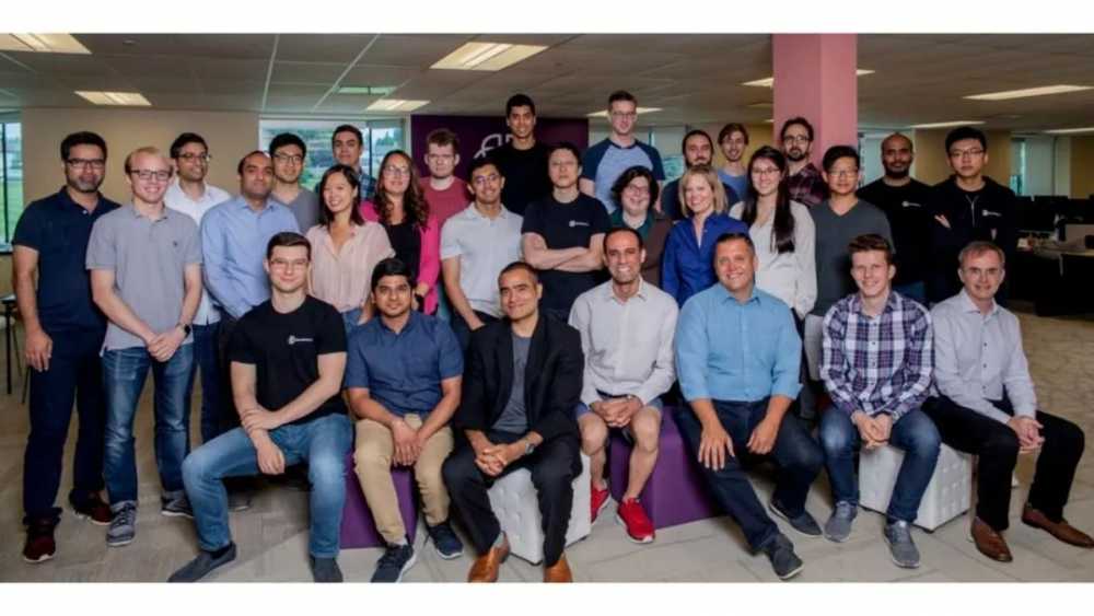 苹果收购的一家加拿大AI创企DarwinAI，自研300亿参数大模型首次亮相