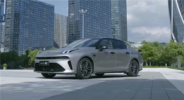 Limited-time pricing starting at 103，800 RMB: New Lynk & Co 03 family launched， with 2.0T models delivering 272 horsepower from the start.