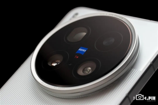 You might not know if mobile camera flagships suit you