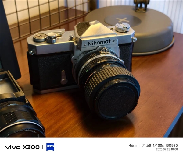 Can the vivo X300， starting at 4399 yuan， be the strongest standard version phone this year?