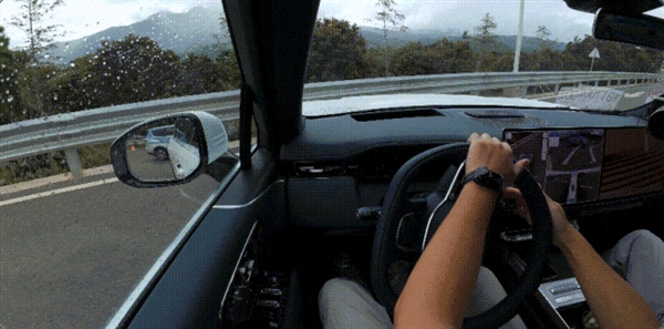 售价不到十分之一：极氪这台“库里南”味正吗