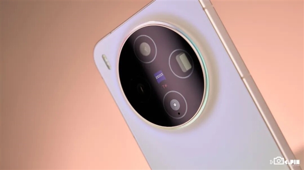 Can the vivo X300， starting at 4399 yuan， be the strongest standard version phone this year?