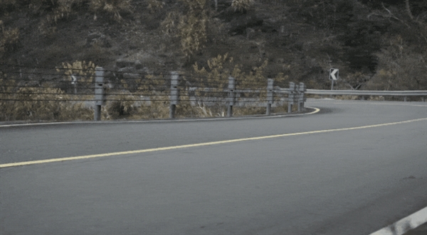 11.99万元的中大型SUV 马自达EZ-60 塞车也无所谓了