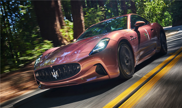 Ferrari's First Electric Car Unveiled， Market Value Drops by 12.7 Billion