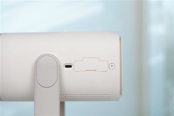 Danmaku Smart 2 Hands-on: The Brightest Portable Projector Under 2000 Yuan