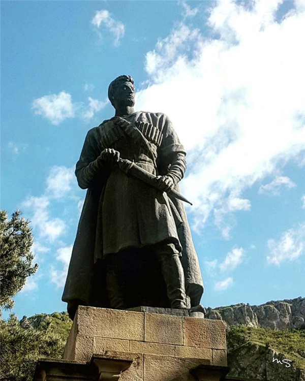 卢浮宫大劫案之外的另一场神秘盗窃案