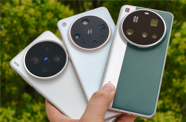 You might not know if mobile camera flagships suit you