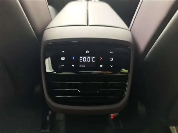 11.99万元的中大型SUV 马自达EZ-60 塞车也无所谓了