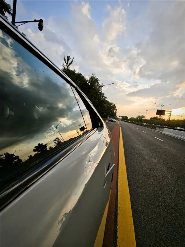 11.99万元的中大型SUV 马自达EZ-60 塞车也无所谓了