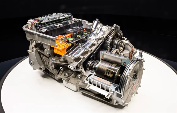 Ferrari's First Electric Vehicle Core Technology Revealed: 30，000rpm 4 Motors， Over 1000 HP