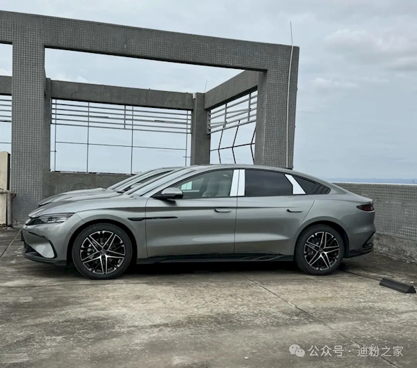 BYD Han Extended Edition Exterior First Look! Launching October 10th: Hybrid Adds 245km Version， Features Column Shifter and Refrigerator