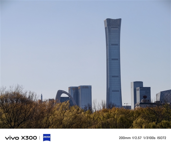 vivo X300增距镜套装上手:手机打鸟不是梦