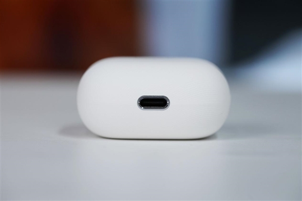 更小更轻无感佩戴！华为FreeClip 2耳夹耳机图赏