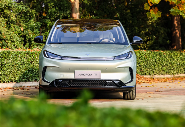 Delivered over 10，000 units in less than a month of launch: Why the Arcfox Alpha T1， starting at 62，800 yuan， broke through the market