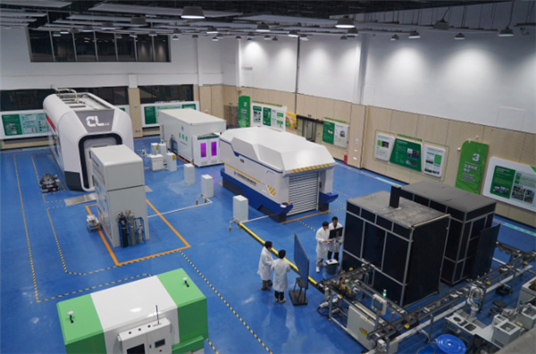 China's Full-Chain Robotic Breeder 'Xiao Hai' Officially Debuts: Gene Mining Efficiency Increased by 10 Times