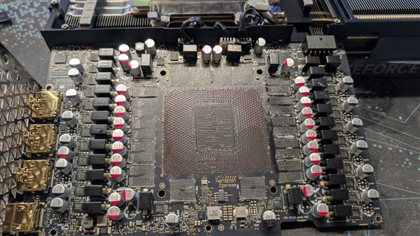 映众售后：RTX 4090接口烧毁案例概率远低于普通返修