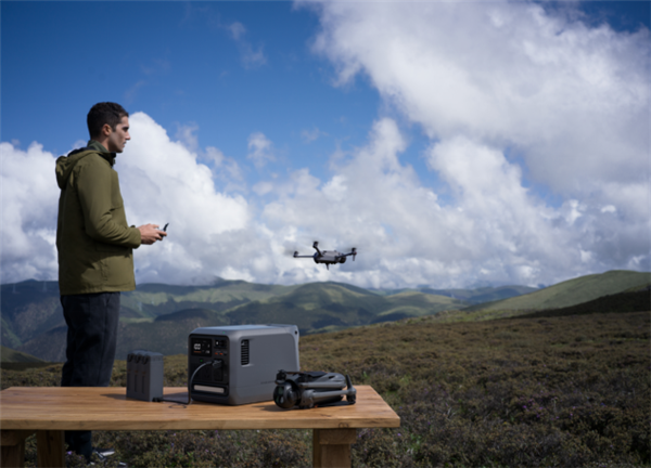 大疆最便携的1度电户外电源来了 大疆Power 1000 Mini发布：2099元起
