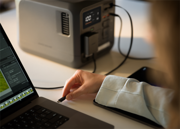 大疆最便携的1度电户外电源来了 大疆Power 1000 Mini发布：2099元起