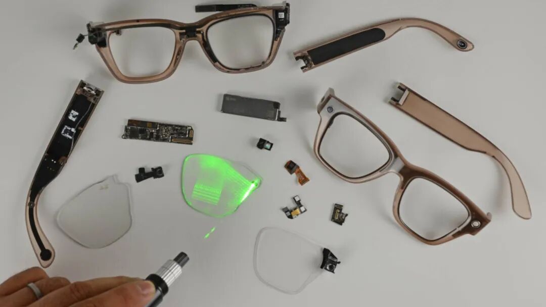一年砸了5000万,「字节AI眼镜」浮出水面