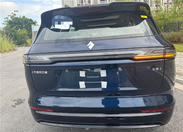 问界M9亲民平替 宝骏华境S内饰曝光：新势力有的基本都配齐