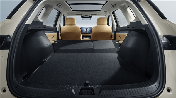 220km 纯电续航接近翻倍!比亚迪2026款宋Pro DM-i长续航上市:11.98万起