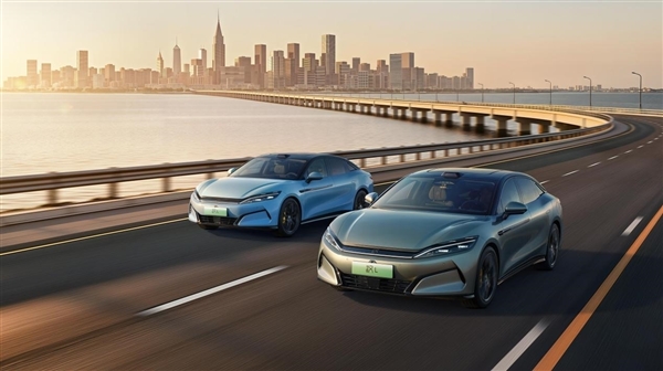 全球电动车王者易主!比亚迪将首超特斯拉 成全球电车销冠