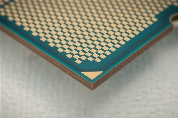 Nova Lake处理器核心面积曝光：比Zen6大多了 52核+288MB缓存简直不敢想