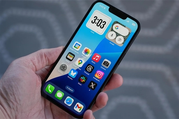 苹果除夕夜突发邀请函！3月4日见