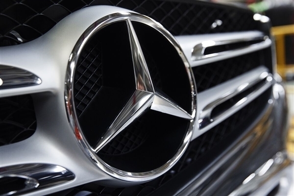 2025年销量、业绩双暴跌！奔驰中国首位中国籍CEO段建军离任