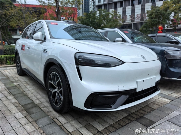 25万价位的大爆款来了 全新问界M6实车多方位展示