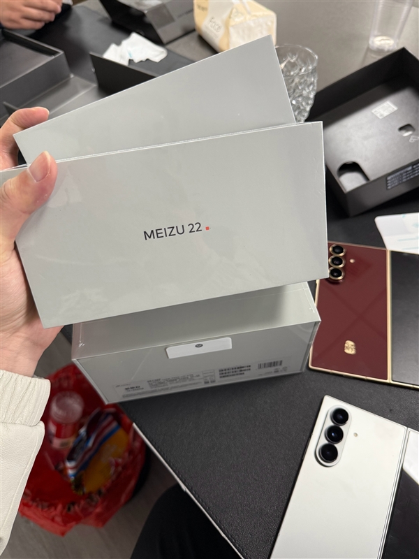 魅友为情怀买单！魅族官宣战略转型后魅族22需求量激增：有手机店一天卖10多台