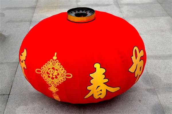 大年初一不洗头不煮饭 专家回应