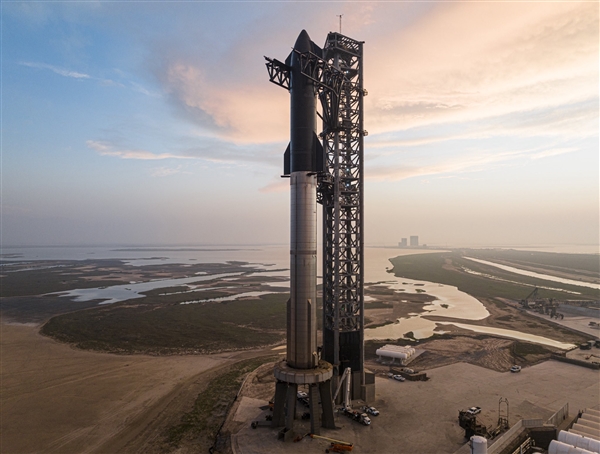 SpaceX推迟火星殖民