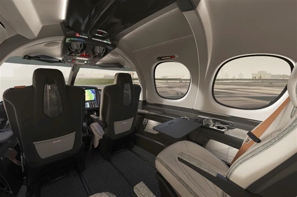 第三代愿景喷气式飞机发布:顶级内饰 载客量增至7人