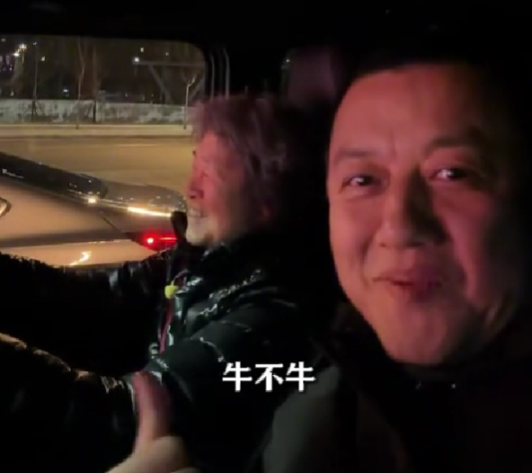 李亚鹏元宵节真情告白！呼吁大家拥抱母亲