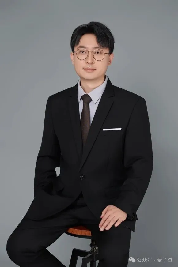 论芯 AI 率先落地 EDA 产线:文档阅读 25 倍提速,精准拦截 respin 级 Bug
