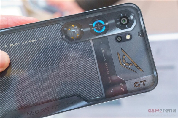 首款搭载风扇的天玑手机来了！努比亚Neo 5 GT发布：3200元起