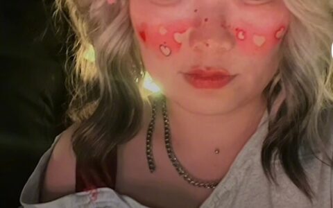 女子误买光良演唱会票意外获赠票，网友：羡慕哭了