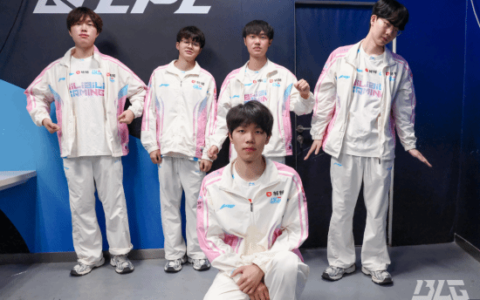 拳头公布LOL战队实力排行榜：BLG力压韩国登顶第一