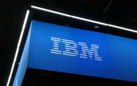 IBM将建美国首座量子晶圆代工厂，抢占量子技术制高点
