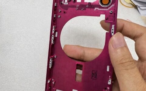 iPhone 18 Pro Max机身曝光：浅蓝、深红新配色实锤