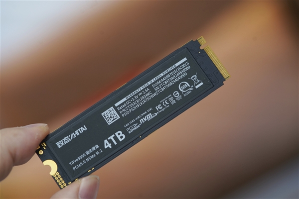 长鑫DDR5内存：价格与三大原厂接近，但供货稳定可靠