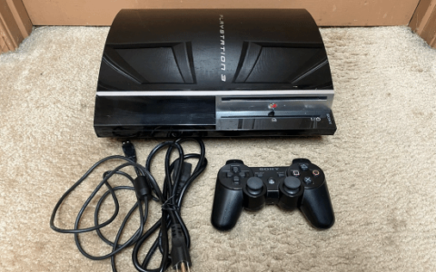PS3吃灰十年开机懵了 账号游戏全无 网友吵翻