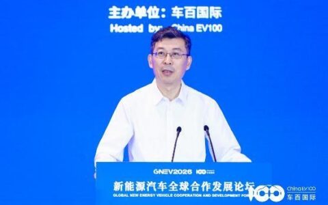 我国汽车月出口破百万，车百会：不扎堆不内卷