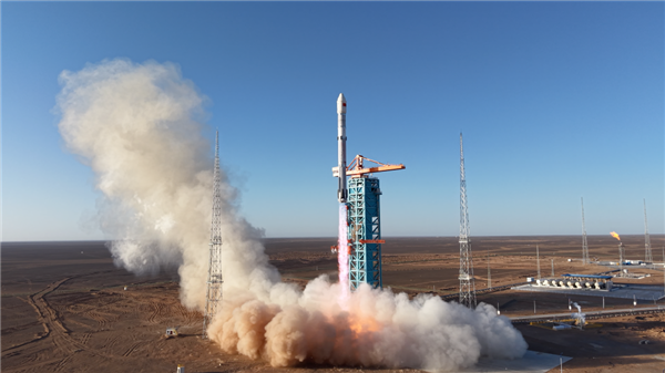 火箭海陆回收双成功，外媒坐不住了
