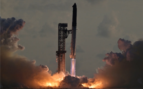 引擎故障无阻SpaceX星舰首次入轨