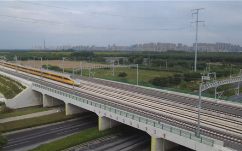 淮阜高铁时速385公里试验达标